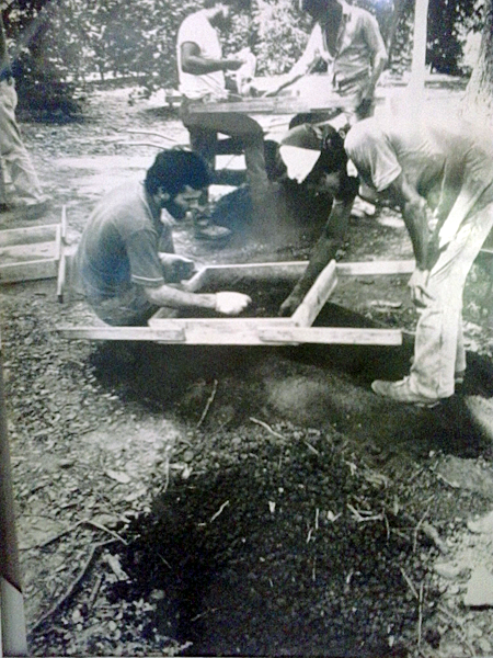 Fotografía de las excavaciones 1971. Forma parte de la exposición permanente.