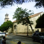 Vista de la catedral Nuestra Señora de La Asunción, en Nueva Esparta.