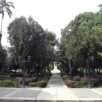 Avenida central del costado suroeste de la plaza Bolívar de Mérida. Patrimonio histórico de Venezuela.