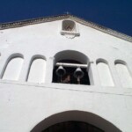 Fachada y campanario de la iglesia San Nicolás de Bari, de la ciudad de Obispos del estado Barinas, Venezuela.