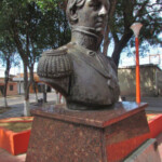 Busto de bronce del general Rafael Urdaneta, en la plaza homónima de Coro, robado el 17 de julio por fundidores del metal. Patrimonio venezolano en riesgo.