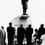 Desvelación de la estatua del Rector Heroico Carraciolo Parra y Olmedo. Patrimonio cultural de Mérida, Venezuela.