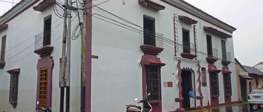 Fachada de Casacoima, tras su restauración en 2012. Monumento histórico nacional de Venezuela.