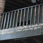 Se observa deterioro en los balcones de Casacoima, a 5 años de restaurado. Monumento nacional de Venezuela asentado en Guanare, estado Portuguesa.