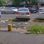 La basura abunda en la UCV. Ciudad Universitaria de Caracas, Patrimonio mundial de Venezuela 2000.