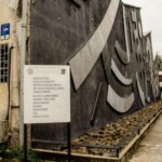 El escarapelado mural de Mateo Manaure, en la Facultad de Ciencias de la UCV. Ciudad Universitaria de Caracas, Patrimonio de la Humanidad desde el año 2000. UNESCO.