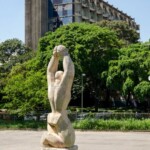 "El atleta", opbra de Francisco Narváez en el estadio UCV. Patrimonio de la Humanidad, Venezuela.