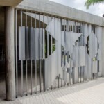 Negativo, mural de Victor Vasarely, acceso principal UCV. patrimonio de la Humanidad, Venezuela.