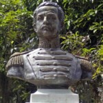 Cara frontal del busto del coronel Luis María Rivas Dávila. Patrimonio histórico del municipio Mérida, estado Mérida. Venezuela.