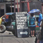 Chatarreros del cobre y el bronce, allí van a parar muchas piezas del patrimonio cultural venezolano. Patrimonio cultural en riesgo. Mutilan la estatua de Francisco de Miranda en Maracaibo.