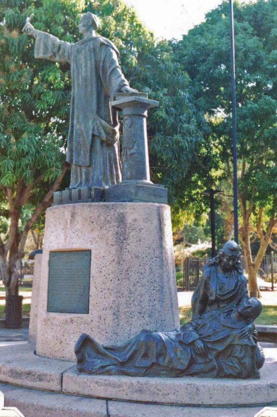 Grupo escultórico Monseñor Montes de Oca. Patrimonio cultural de Valencia, Venezuela. 