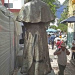 Vandalismo a la estatua del monseñor Pulido Méndez. FPatrimonio cultural de la ciudad de Mérida, Venezuela.