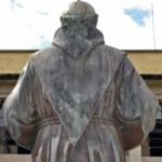 Monumento al fray Juan Ramos de Lora, en la Universidad de Los Andes. Patrimonio cultural de Mérida, Venezuela.