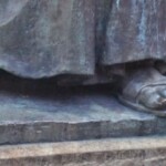 Monumento al fray Juan Ramos de Lora, en la Universidad de Los Andes. Patrimonio cultural de Mérida, Venezuela.