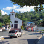 Iglesia de la Santa Cruz de Chirimenta. Bien de interés cultural del municipio Brión del estado Miranda, Venezuela.