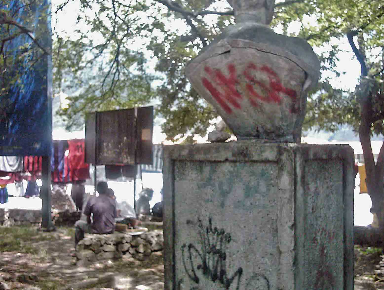 Monumento al doctor Eloy Paredes. Patrimonio cultural amenazado de Mérida, Venezuela.