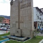 Monumento Bolívar de Los Andes, en la plaza Bolivariana de Mérida. Patrimonio cultural de Mérida, Venezuela.