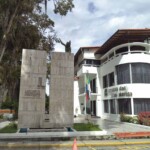 Monumento Bolívar de Los Andes, en la plaza Bolivariana de Mérida. Patrimonio cultural de Mérida, Venezuela.