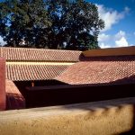 Techos de la sede de la Fundación Bigott. Foto Paoliniarquitectosdotcom, 2001.