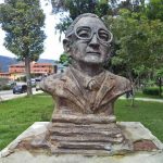 Bandas roba bronce desmantelan el parque Humberto Ruiz Fonseca, de Merida. Parque Humberto Ruiz Fonseca, patrimonio cultural venezolano en riesgo.