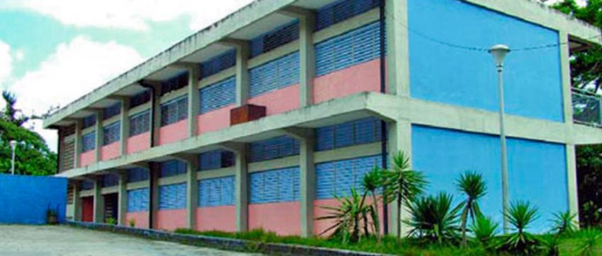 Escuela Conopoima, El Hatillo, estado Miranda. Foto Instituto del Patrimonio Cultural, circa 2007.