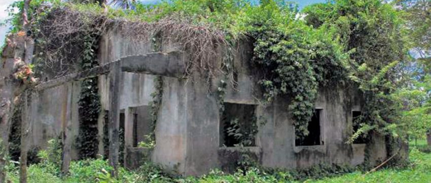 Ruinas del primer ambulatorio de Yumarito. Patrimonio cultural de Yaracuy, Venezuela.