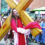 Una escena del Viacrucis en el municipio Libertador de Caracas. Foto Instituto del Patrimonio Cultural.