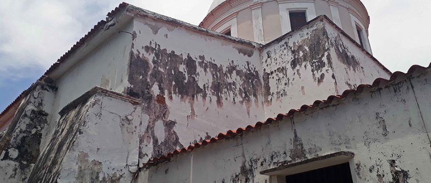 Catedral de San Carlos, patrimonio cultural de Venezuela en peligro.