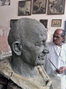 Plaza y monumento a Mahatma Gandhi, patrimonio cultural de Mérida, Venezuela.