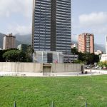 Fuente Venezuela, Plaza Venezuela, Caracas. Fotografía Luis Chacín, julio 2018.