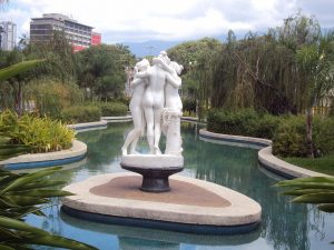 Plaza de Las Tres Gracias, Sistema de la Nacionalidad, en Caracas. Patrimonio cultural de Venezuela en peligro.