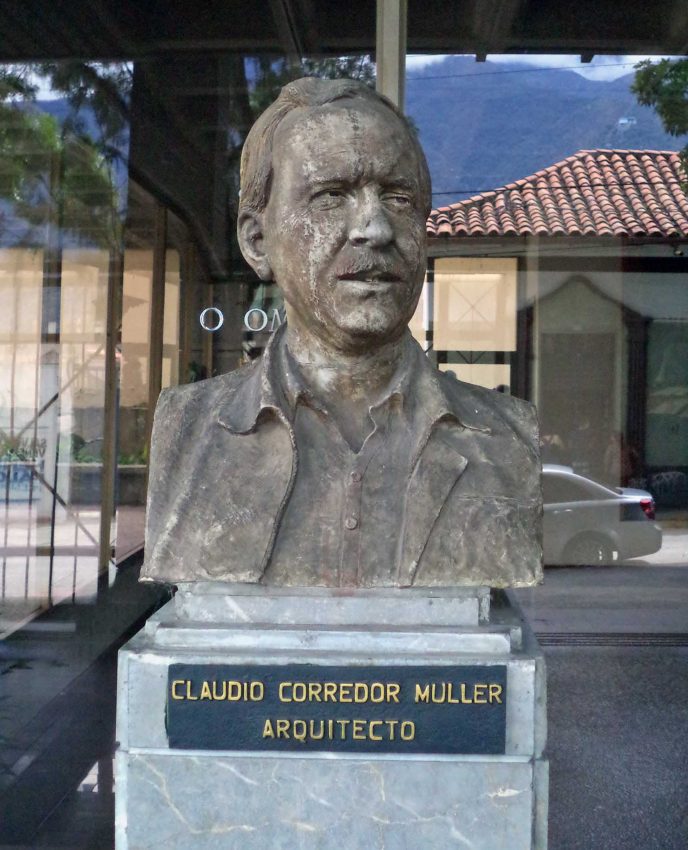 Biblioteca Bolivariana de Mérida, estado Mérida. Fundada en 1983. Patrimonio documental de Venezuela.